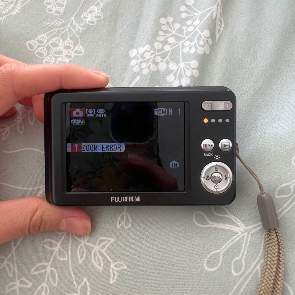 Fujifilm finepix j20